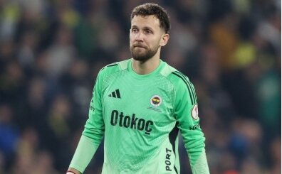 Fenerbah�e'de yeni s�zle�me karar�: Tar�k �etin