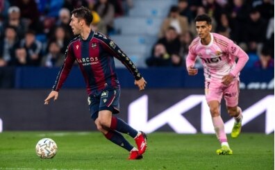 K�me hatt�nda Levante kazanmay� ba�ard�