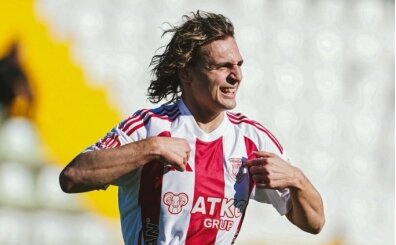 Hamza Akman'a 2 ma� men cezas�!