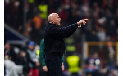 Levent T�zemen: 'Arne Slot, Y�lmaz Vural'� ge�ti'