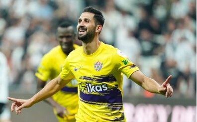 Ey�pspor'a Emre Akbaba'dan k�t� haber