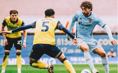 Hull City 1 puana raz� oldu