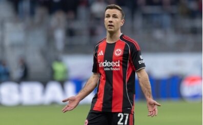 Mario G�tze Frankfurt'ta kal�yor!