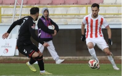 Sivasspor'dan play-off yolunda kritik �� puan!