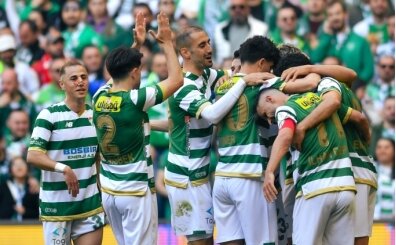 Bursaspor 1.Lig'e y�kseldi