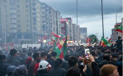 Diyarbak�r'da �ampiyonluk kutlamas�nda iki yaral�