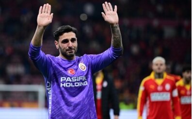 G�nay G�ven�, Galatasaray'da kal�yor