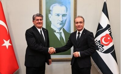 �nder �zen: 'Kimseden �ekinmiyoruz'