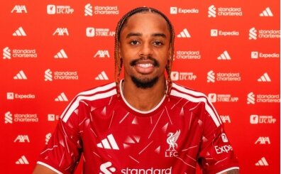 PSG, rekor transferi a��klad�: Bradley Barcola