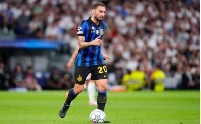 Juventus'a Hakan �alhano�lu �nerisi!