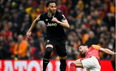 Galatasaray ma�� sonras� Lloyd Kelly'e �rk�� sald�r�