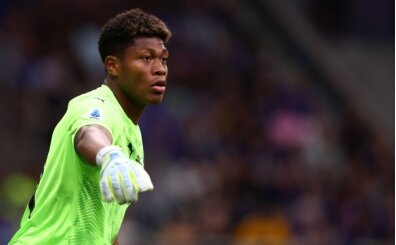 Aston Villa, Zion Suzuki i�in anla�t�!