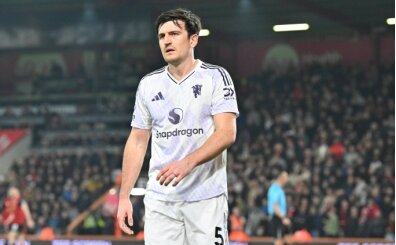 Manchester United'da Maguire imzayı attı