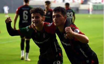 Kar��yaka'da Berat �ahin'e Frans�z kancas�