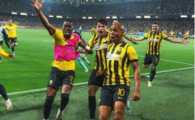 Joa Mario att�, AEK �ampiyon oldu!