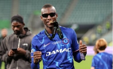 Aston Villa, Nicolas Jackson'u kadrosuna kat�yor