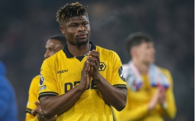 Be�ikta�'a Agbadou transferinde bonservis engeli!