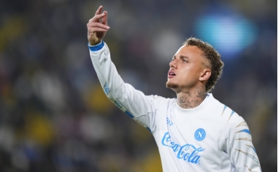 Galatasaray'�n g�ndemindeki Noa Lang i�in Napoli'den a��klama