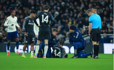 Aston Villa'da Boubacar Kamara sezonu kapatt�!