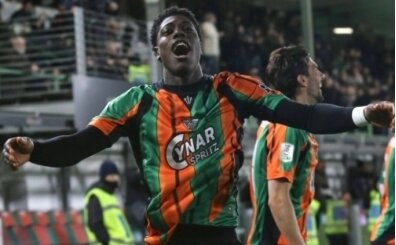 Be�ikta�'a Doumbia'dan k�t� haber: Transfer s�reci zora girdi