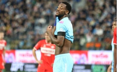 Galatasaray'�n g�ndemindeki Jhon Duran, Zenit'ten ayr�ld�