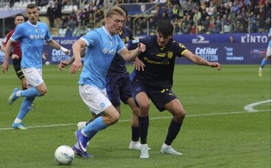 Napoli, Parma deplasman�nda puanlar� payla�t�!
