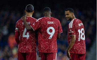 Liverpool, ligde galibiyetle tan��t�