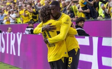 Dortmund 3'te 3'le yoluna devam ediyor