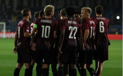 Sparta Prag, Ararat-Armenia'y� farkl� ge�ti!