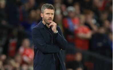 Manchester United'da Michael Carrick ile '�imdilik' devam!
