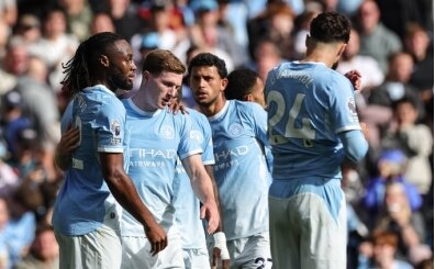 Manchester City'den ligde gol d�ellosu ve galibiyet: 5-3!
