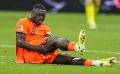 Sunderland'den Brobbey i�in Hollanda ile kritik g�r��me
