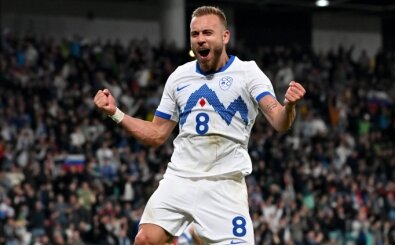 Slovenya, Kuzey Makedona'y� iki golle ge�ti
