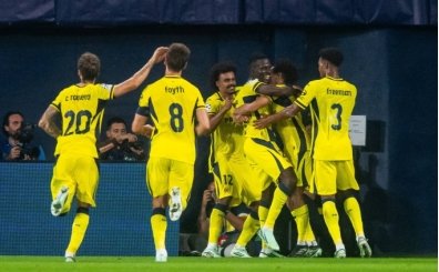 Villarreal, Napoli'yi devirdi! 3 goll� zafer