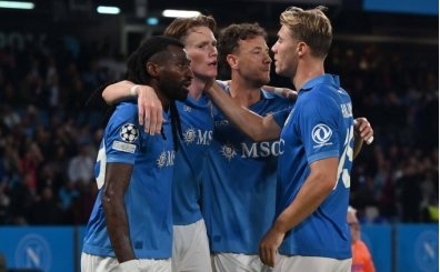 Napoli, 7 goll� ��lg�n ma�ta istedi�ini ald�!