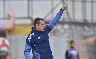 �neg�lspor, G�ld�ren ile yollar� ay�rd�