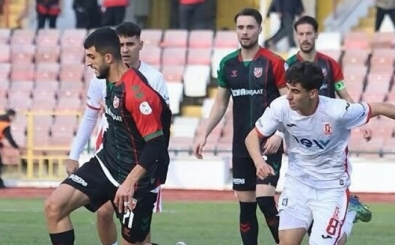 Kar��yaka ligin 2. yar�s�nda tepetaklak