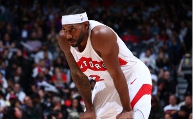 Kawhi, diz sakatl��� sebebiyle en az 1 hafta yok