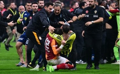 Galatasaray - Fenerbah�e derbisindeki kavgan�n faturas� a��r olabilir!