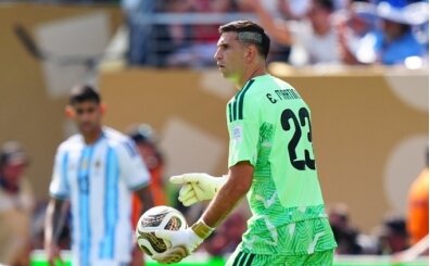Chelsea, Emiliano Martinez'i kadrosuna kat�yor
