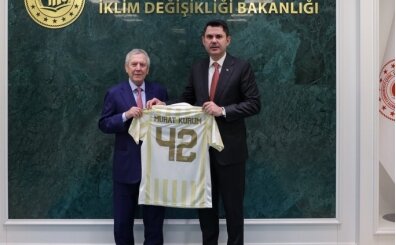 Bakan Kurum, Aziz Y�ld�r�m'� a��rlad�