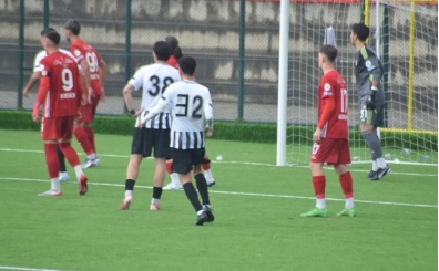 Nazillispor'da forma numaras�na bantl� ��z�m