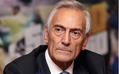 �talya Futbolu'nda ilk istifa geldi