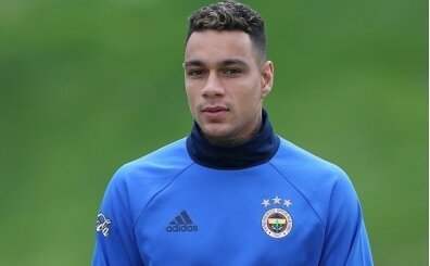 ''Futbol bir hapishanedir''