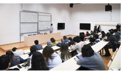 23 Nisan �niversiteler tatil mi? 2026 