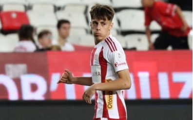 Fenerbah�e'de gen�lik a��s�: 6 transfer birden!