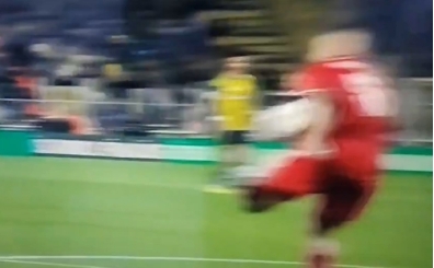 Fenerbah�e - Nottingham: Tart��mal� penalt� pozisyonu