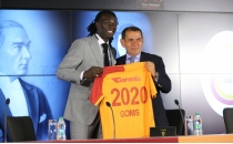 Gomis, Galatasaray'n 5. Fransz futbolcusu