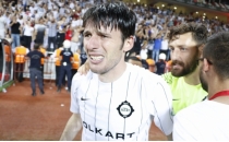 Altay'da grme odasna ilk nce brahim Akn gelecek