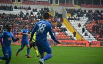 Recep Niyaz'dan Rizespor'a ALTIN gibi 3 puan